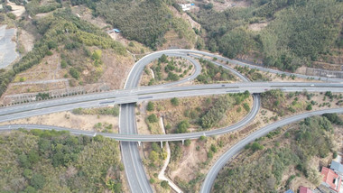 高速公路立交桥车流繁忙4k航拍
