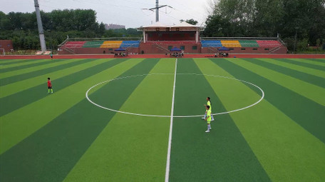 户外运动简约青少年足球比赛航拍