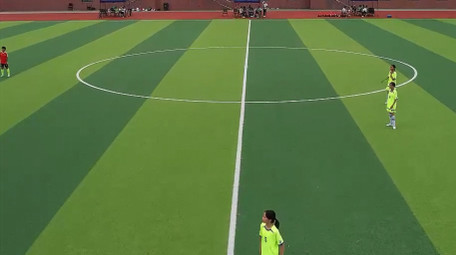 户外运动简约青少年足球比赛航拍