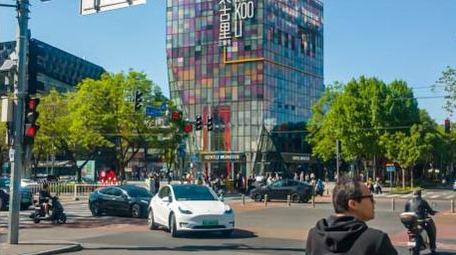 北京三里屯城市商圈车流延时