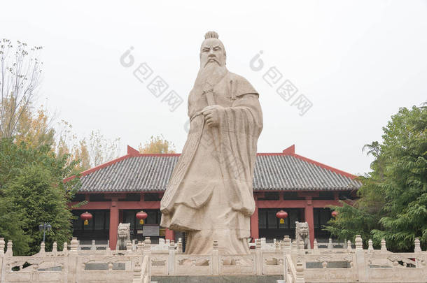 <strong>安徽</strong>，中国-2015 年 11 月 18 日︰ 曹操雕像在曹操公园。著名的历史遗址，在<strong>安徽</strong>省亳州市.