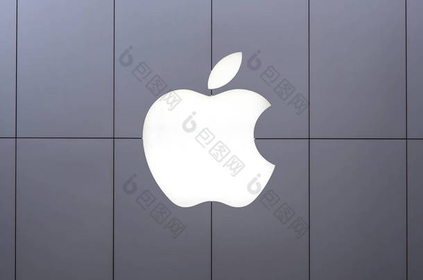 日本东京-大约 2017年3月: 苹果标志。苹果<strong>公司</strong>是一家美国跨国<strong>科技公司</strong>总部设在苹果, 加利福尼亚州.