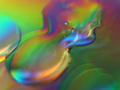 彩色彩虹水滴反射宏观背景模糊