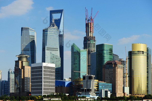 视图的上海世界金融中心离上海外滩