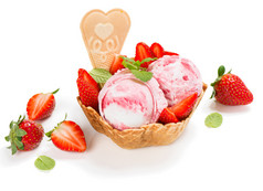 在硅片碗草莓冰淇淋