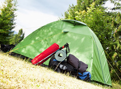 camping.mountain 背包和帐篷