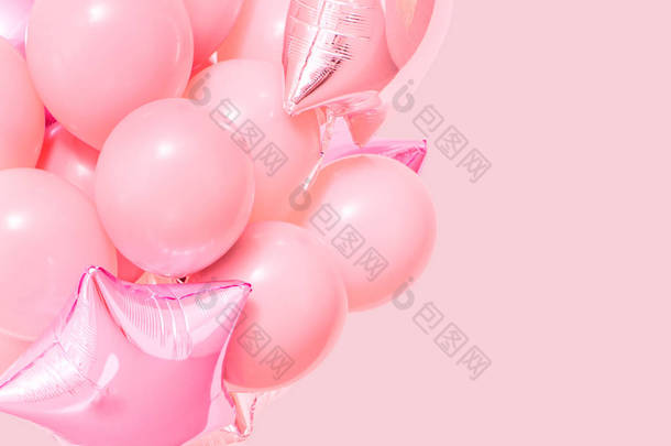 粉红色的生日气球粉红色背景<strong>样机</strong>