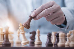商人与棋类游戏在竞争中的成功博弈、概念策略与成功管理或领导
