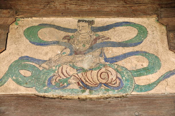北宋时期的菲雷斯科音乐作品《莫高窟的阿伯萨拉-外悬崖墙》被切割成当地的砂岩，展示了公元4世纪至14世纪的佛教图像。敦煌-甘肃-中国