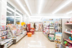 抽象模糊和散焦的超市和便利店