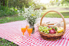 健康食品和配件户外夏季或春季野餐, Pi