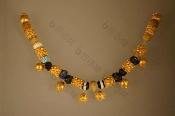 漂亮的古代罗马黄金项链