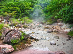 火山泥池