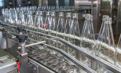 玻璃瓶装瓶水的输送机