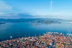 中国深圳-约2022年：中国深圳市延田市国际集装箱码头的空中景观