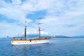 斐济旅游假期海洋轮船轮渡场景摄影图