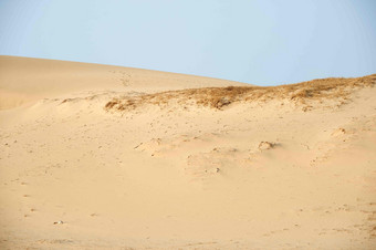 戈壁沙漠的沙丘自然风景摄影图