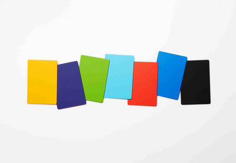 金融卡模型彩色卡纸摄影图