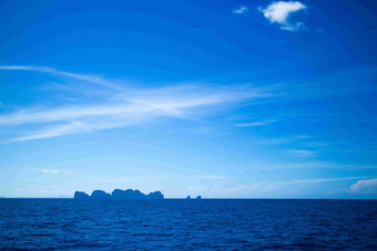 海岛屿风光天空海洋风景摄影图