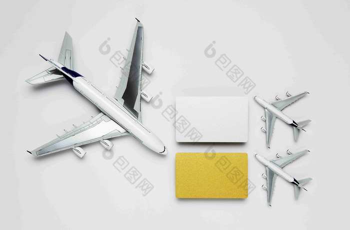 飞机模型旅行金融卡片概念图摄影