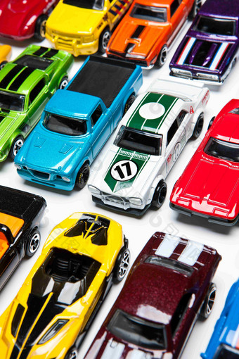 各种汽车模型玩具细节摄影图