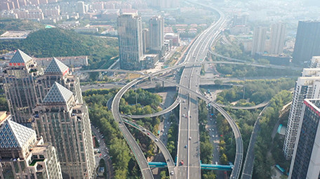 空镜航拍城市立交桥视频延时宣传片高架