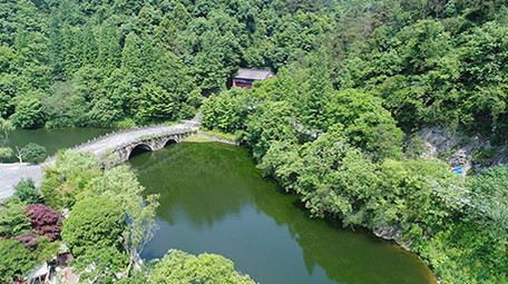 十堰武当山实拍自然风景森林航拍