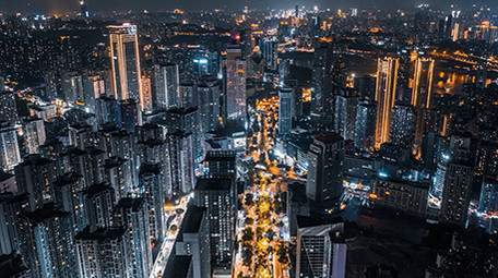 城市交通大气黑金夜晚街道马路车流航拍延时