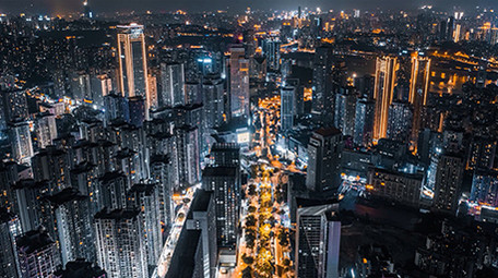 城市交通大气黑金夜晚街道马路车流航拍延时