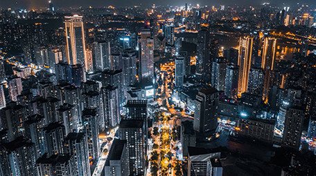 城市交通大气黑金夜晚街道马路车流航拍延时