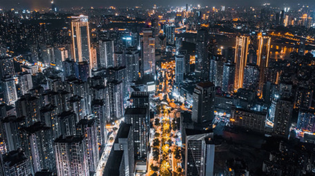 城市交通大气黑金夜晚街道马路车流航拍延时