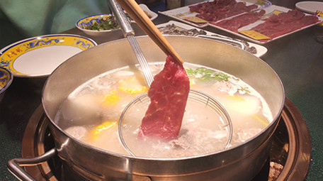 粤式火锅吃火锅美食餐饮实拍视频