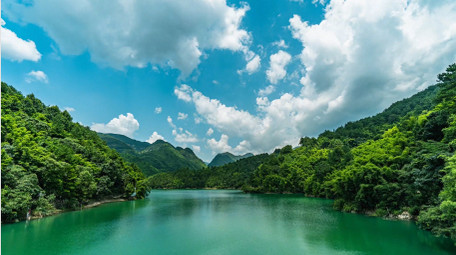 自然唯美夏季山水风光蓝天白云延时