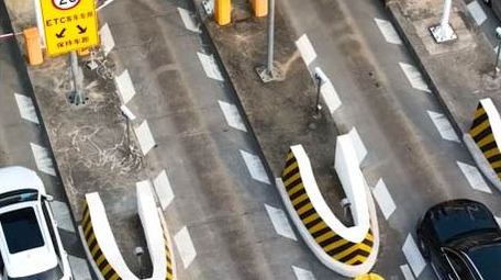 交通运输高速枢纽车流4K航拍