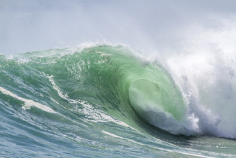 唯美风汹涌海浪摄影图