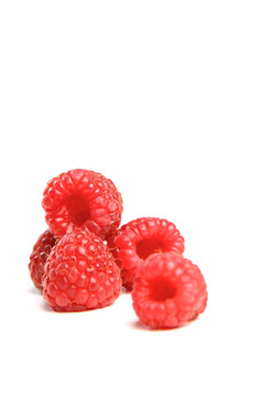 红色调美味的浆果摄影图