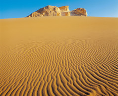 清新漂亮大沙漠摄影图