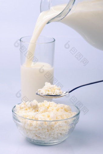 牛奶<strong>奶酪</strong>乳制品摄影图