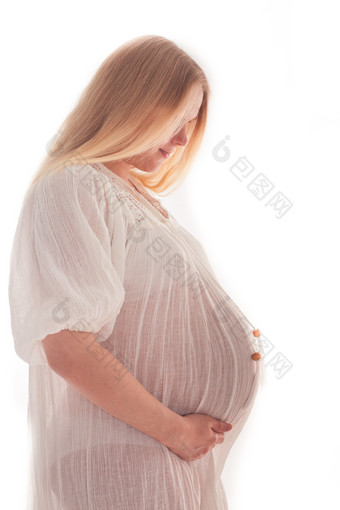 简约幸福孕妇摄影图