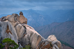 索拉克桑山峰岩石摄影图片