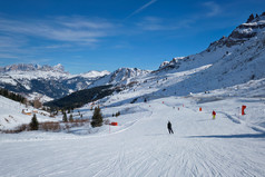 雪山滑雪度假摄影图片