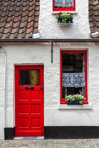 比利时房屋门口摄影图片
