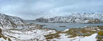 挪威海峡岛屿山水风景画
