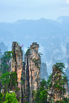 张家界山峰天空摄影图片