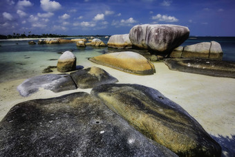 海滩美丽的岩石摄影图片