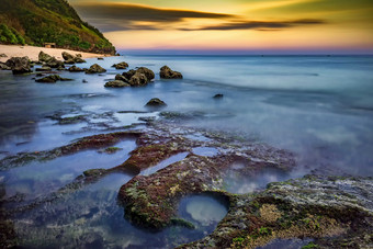 自然风景海洋自然腐蚀岩石摄影图