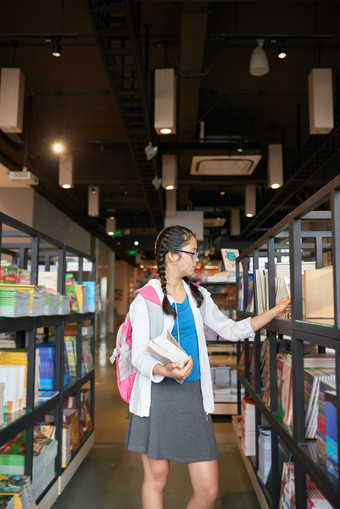 女孩学校教育图书馆