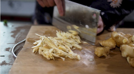 餐饮美食炒菜烹饪炒菜4k实拍素材