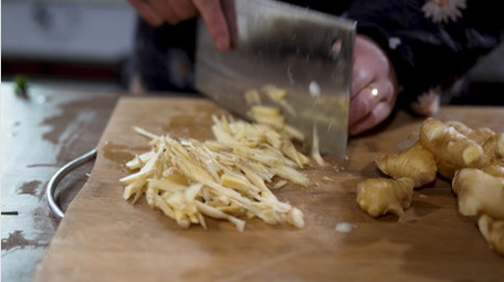 餐饮美食炒菜烹饪炒菜4k实拍素材