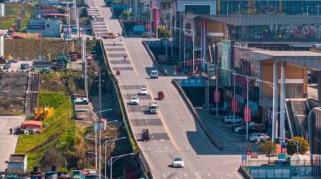重庆华南城波浪公路交通航拍延时